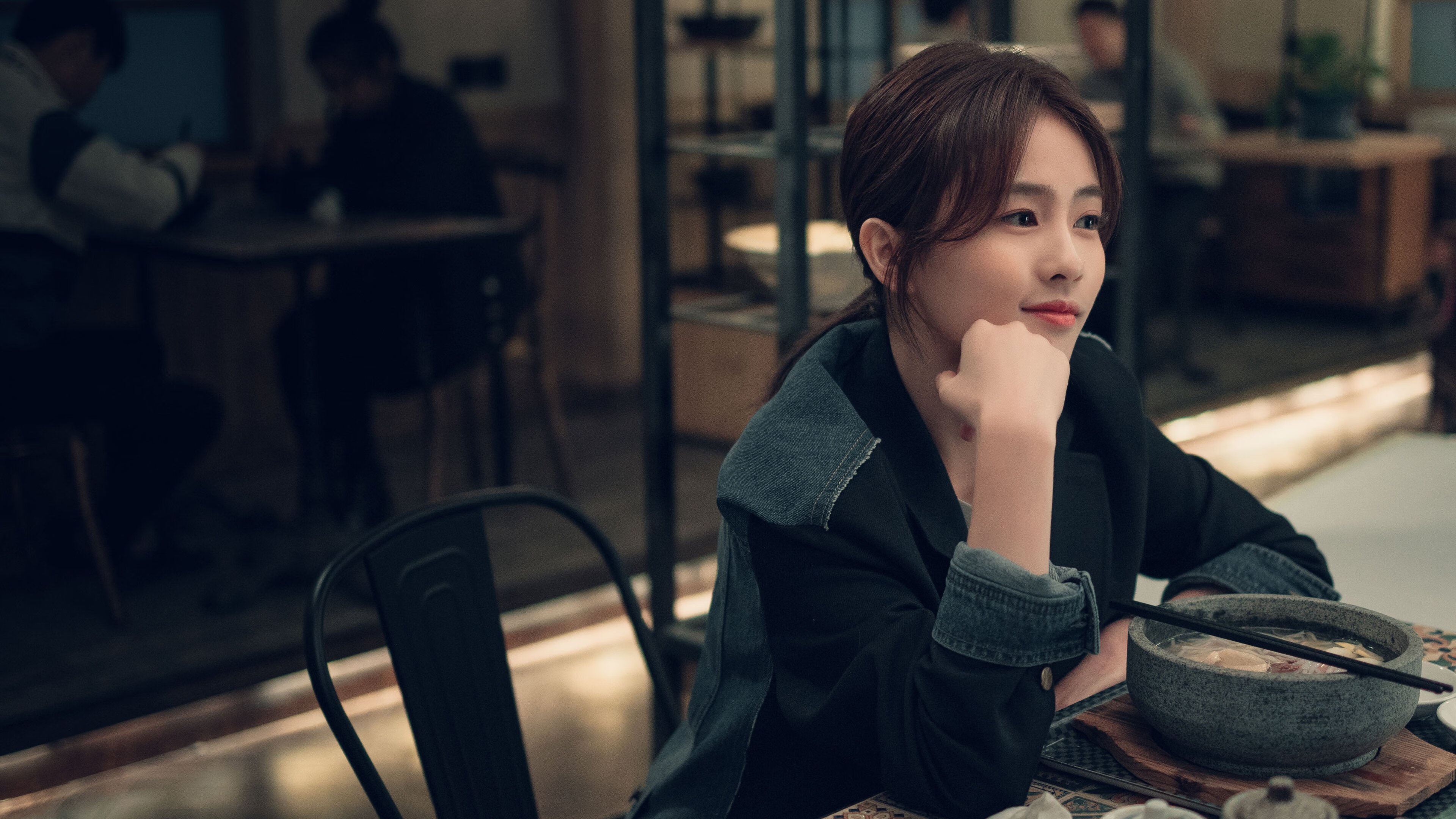 意甲尘埃落定:尤文在补时2-1险胜拉齐奥,榜首之争持续升温,尤文提前2轮意甲夺冠