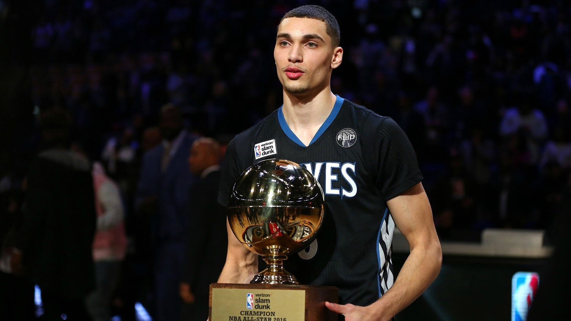 欧洲预选赛的精彩瞬间:全场观众尽情欢呼,欧洲预选赛一共几轮