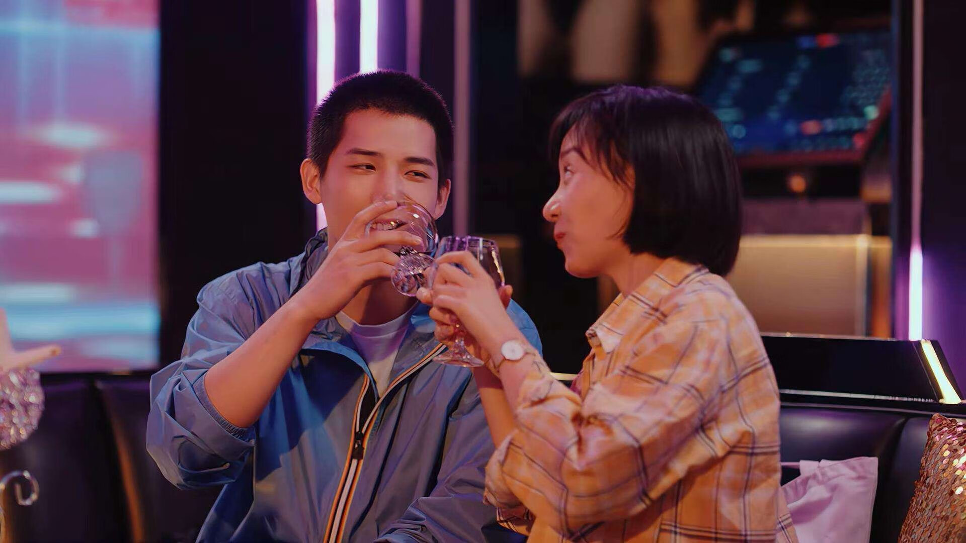 Bsports在线平台-球员如何在防守端避免换防失位，怎样防守控球队员