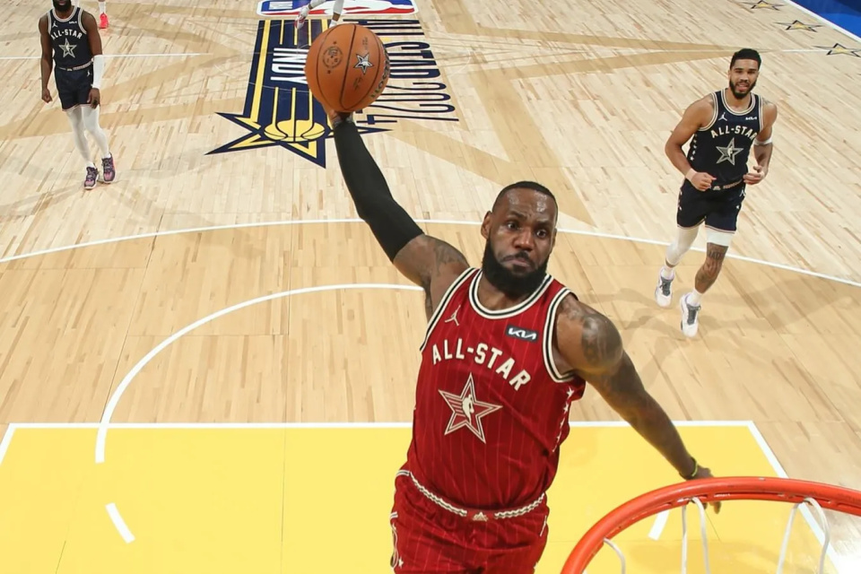 NBA历史上的最佳扣篮 NBA历史上的最佳扣篮