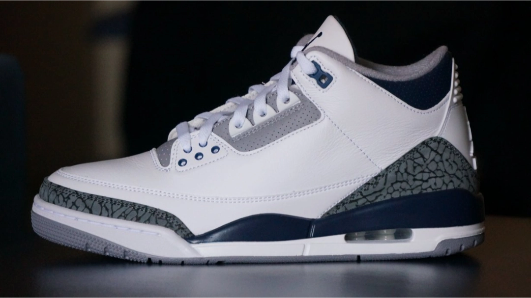 关于B体育官网：篮球装备，价格高昂的篮球鞋真的物有所值吗？的信息