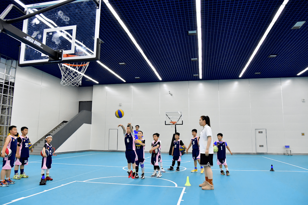 B体育官网:篮球训练营模式创新:个性化定制与科技赋能的简单介绍 B体育官网:篮球训练营模式创新:个性化定制与科技赋能的简单介绍