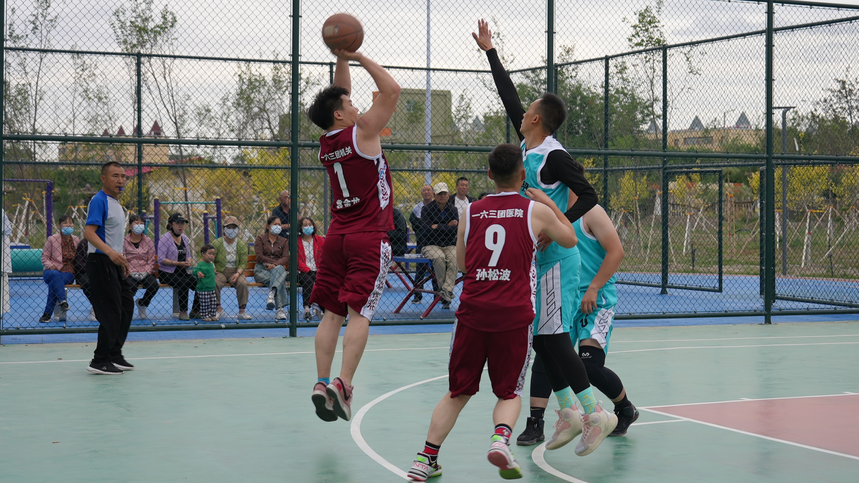 B体育官网：中国篮球教练员职称评定，激励专业发展的简单介绍