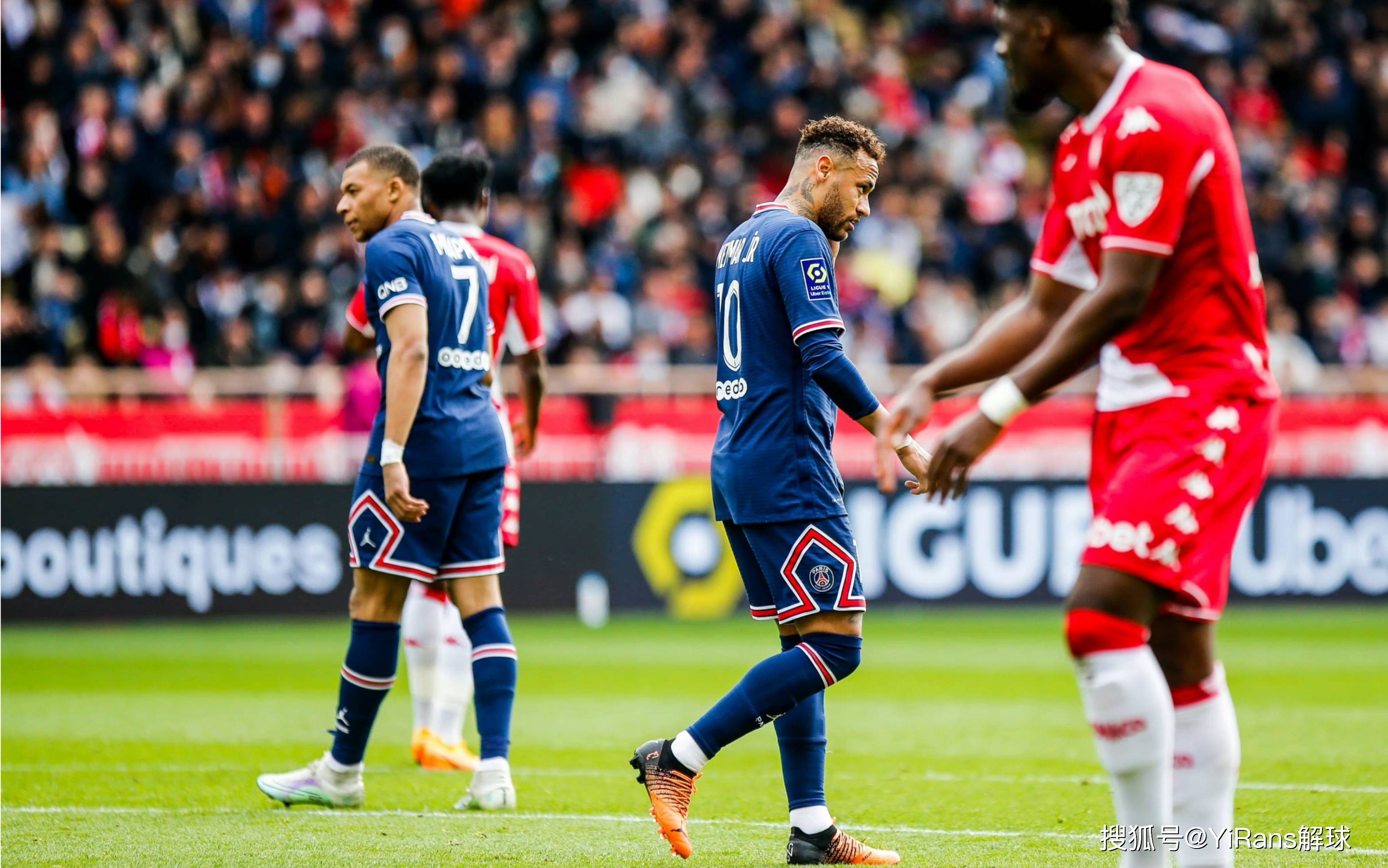 b体育下载：法甲巴黎圣日耳曼的巨星战术解析的简单介绍